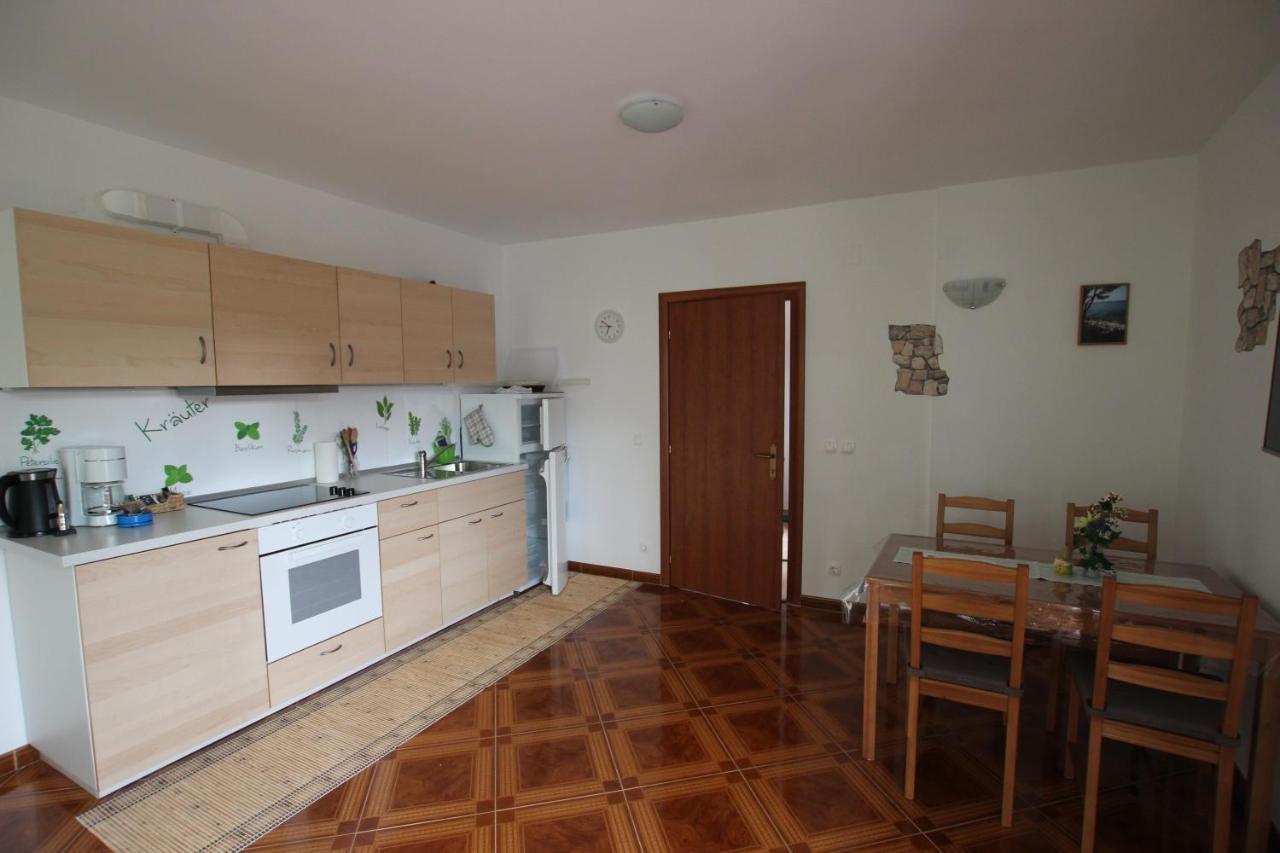 Apartments Pegla Нерезине Экстерьер фото