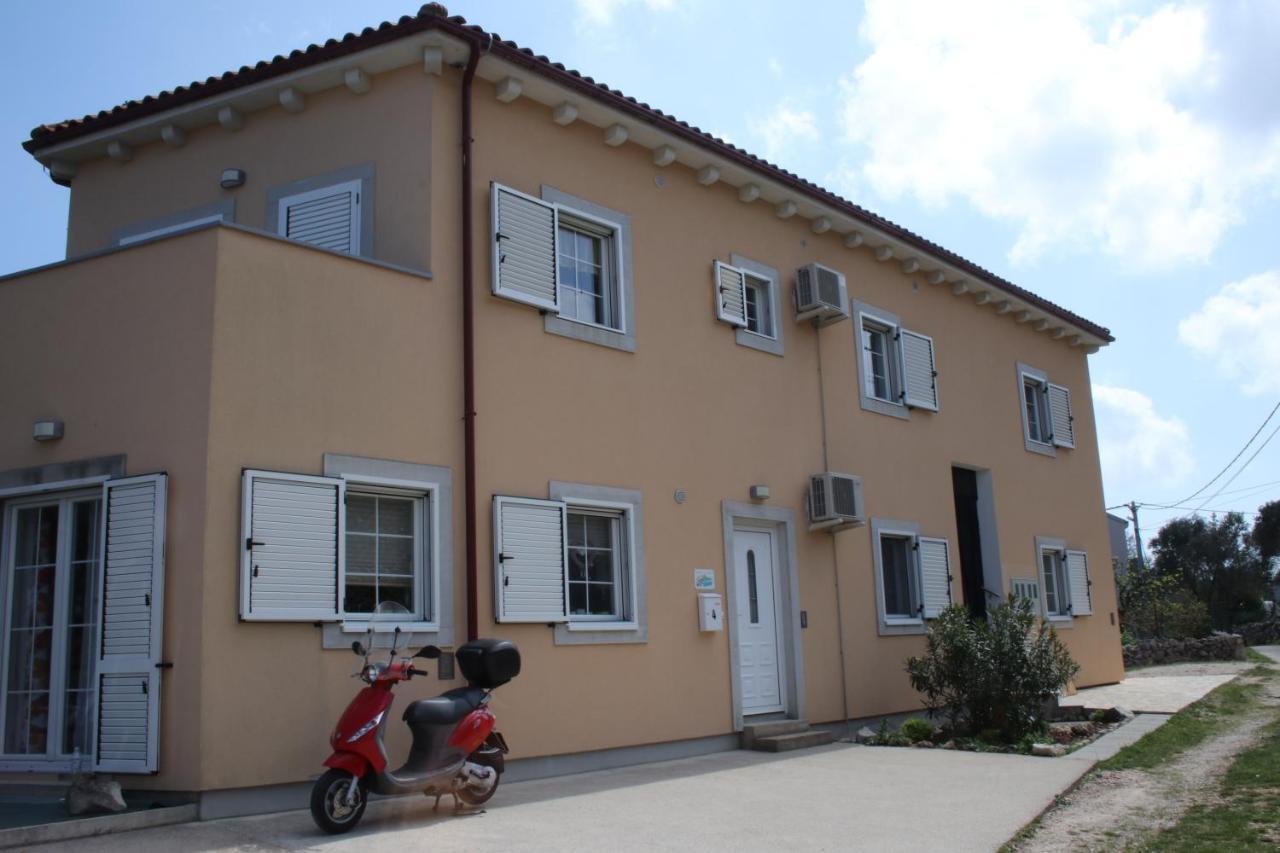 Apartments Pegla Нерезине Экстерьер фото
