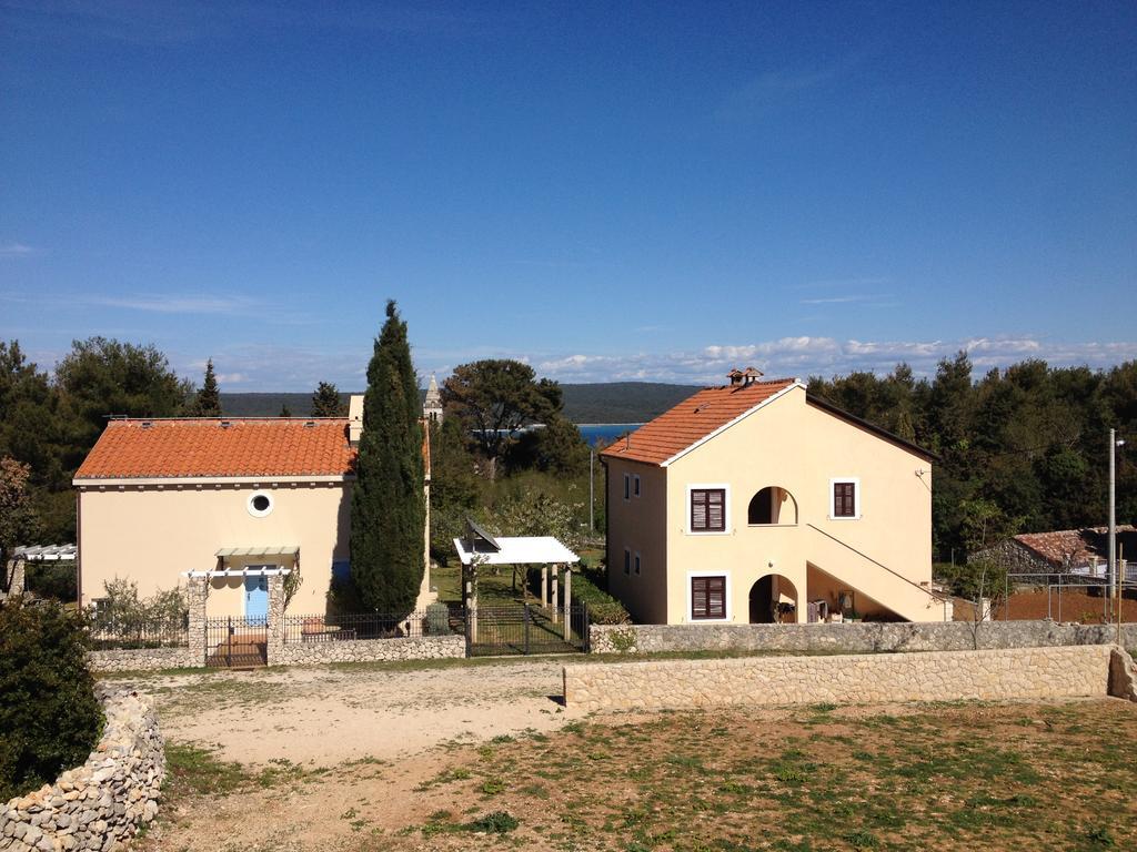 Apartments Pegla Нерезине Экстерьер фото
