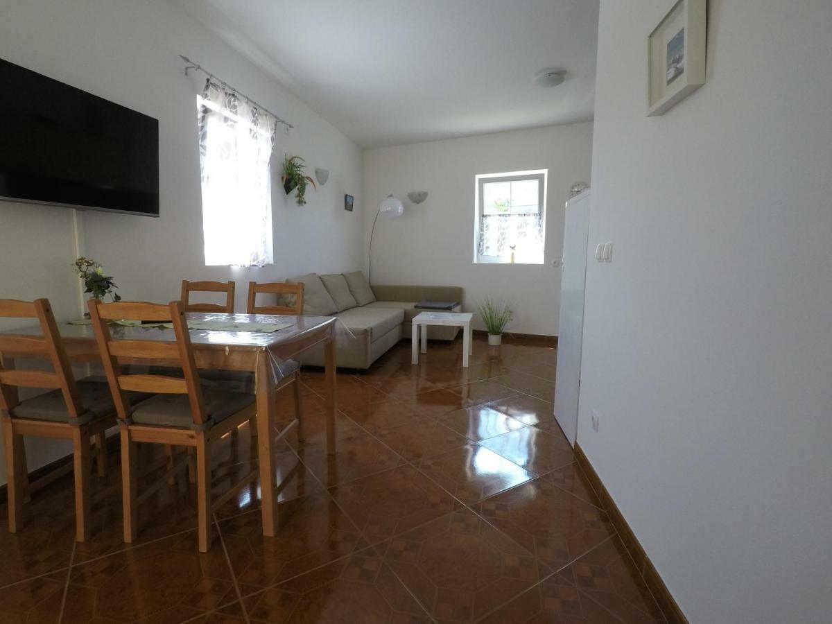 Apartments Pegla Нерезине Экстерьер фото