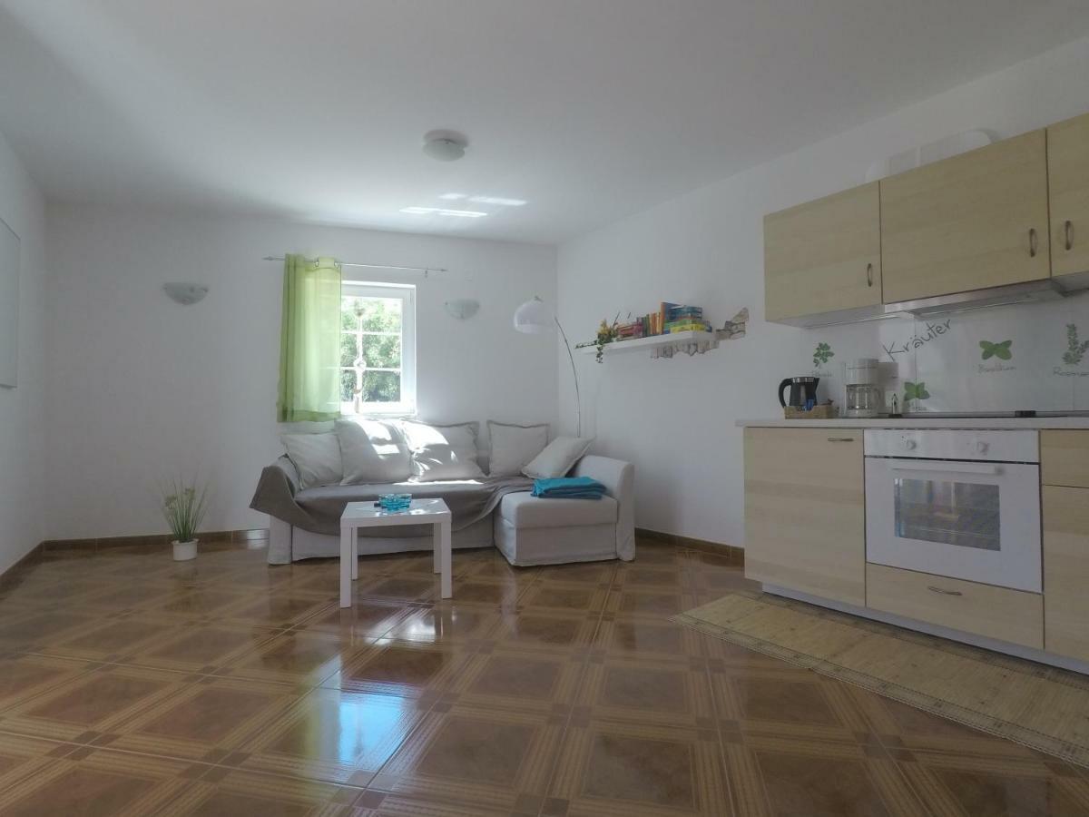 Apartments Pegla Нерезине Экстерьер фото