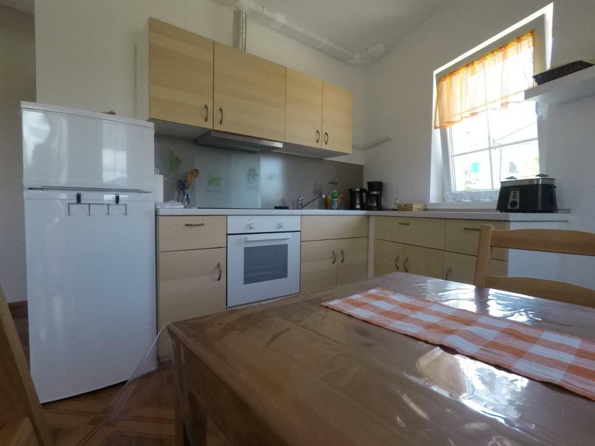Apartments Pegla Нерезине Экстерьер фото